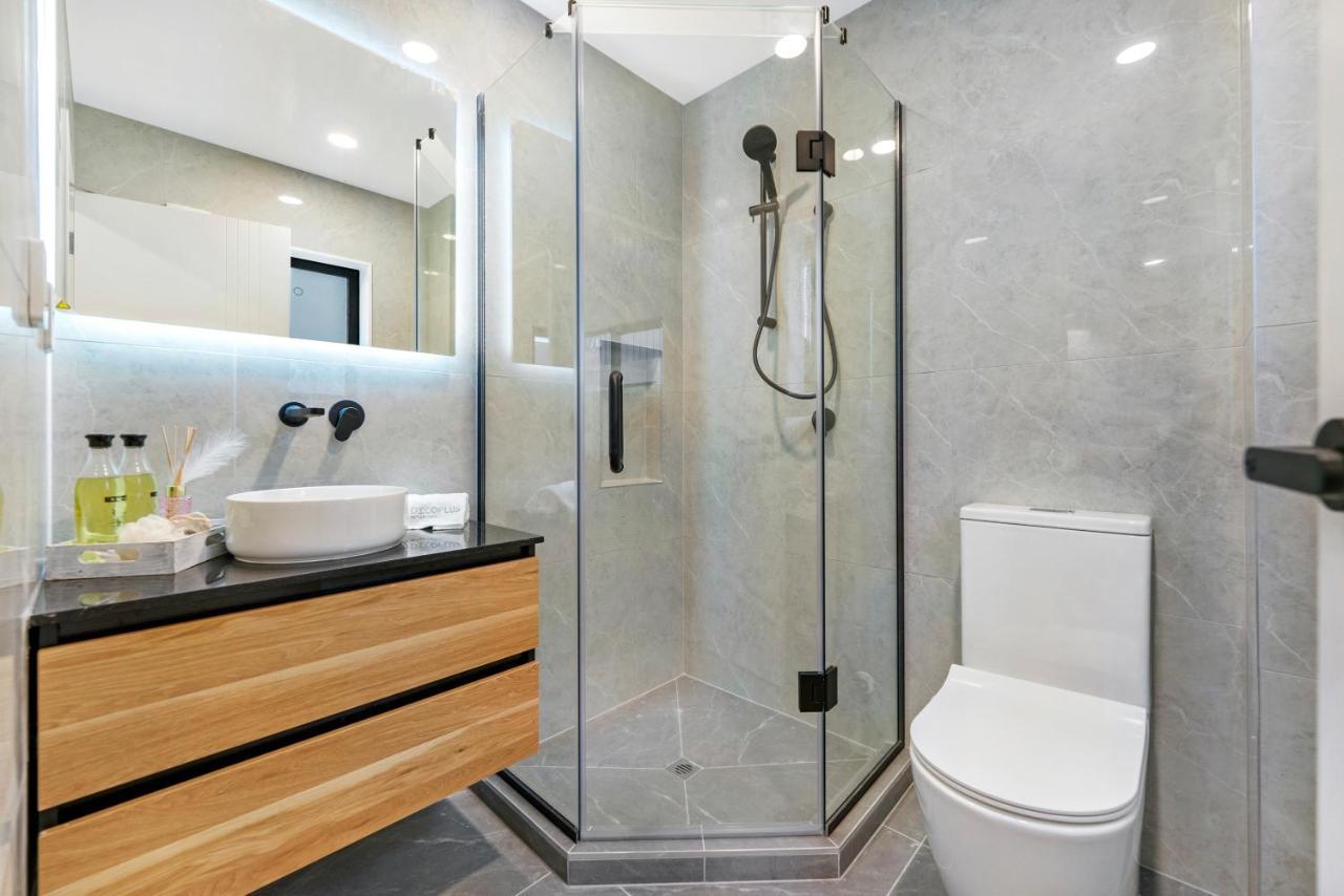 Luxury Brand New Designer Living Apartamento Auckland Exterior foto